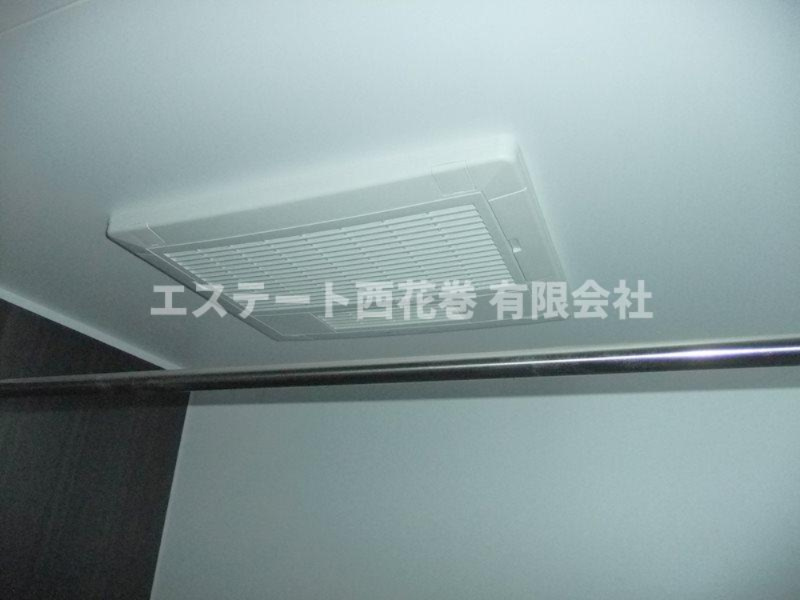 gran hills suwaの浴室|浴室内物干し