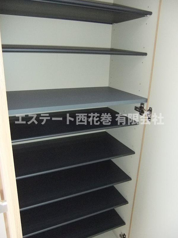 gran hills suwaの収納|大型シューズボックス