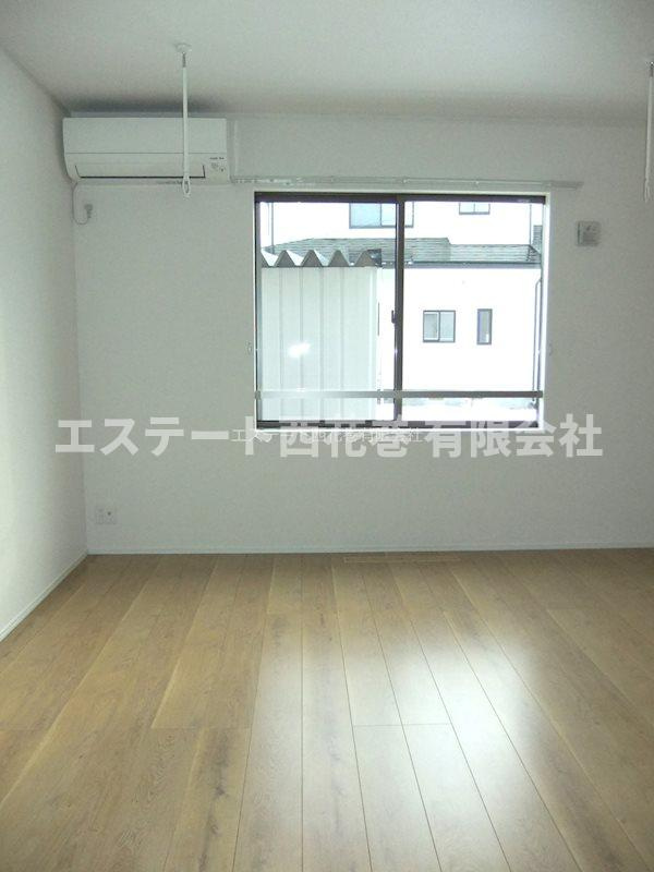 gran hills suwaの居間・リビング