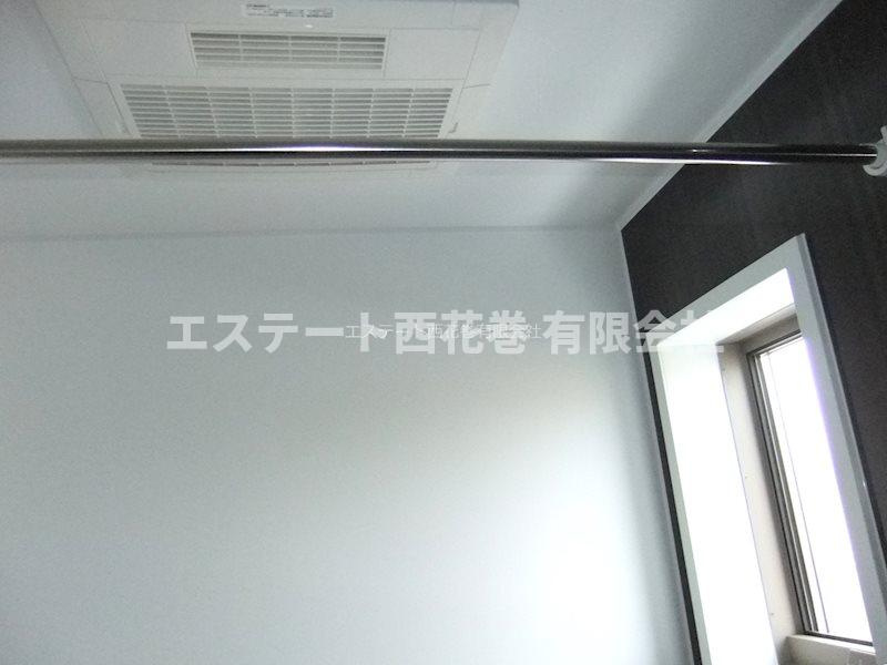 gran hills suwaの浴室|浴室乾燥、浴室窓があります。