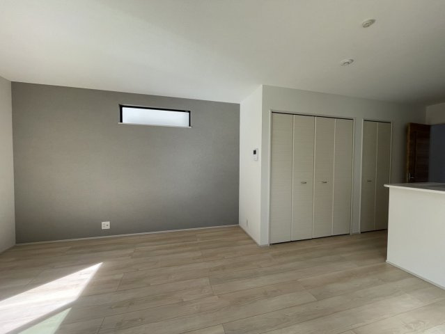 西五城戸建（賃貸中）の居間・リビング