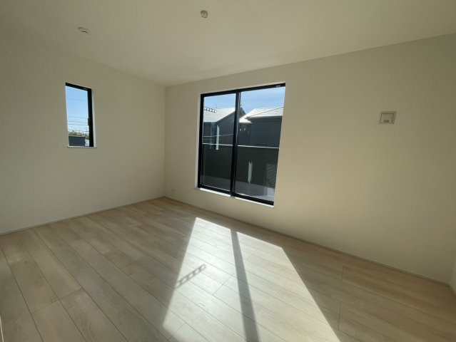 西五城戸建（賃貸中）の洋室|２階