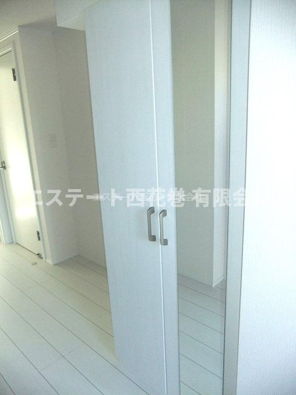 first花巻の収納|姿見付きシューズボックス