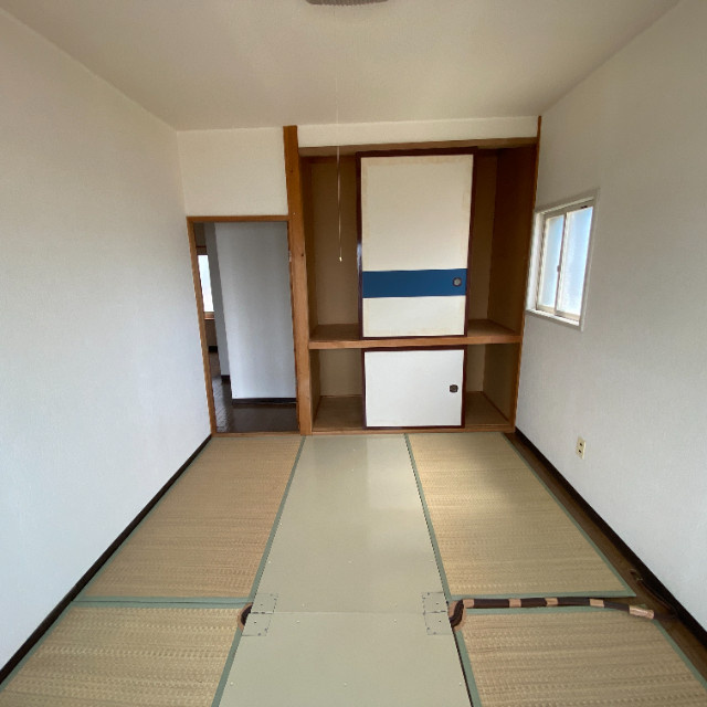 志渡アパートの収納|ちょっとした収納スペースも充実しています