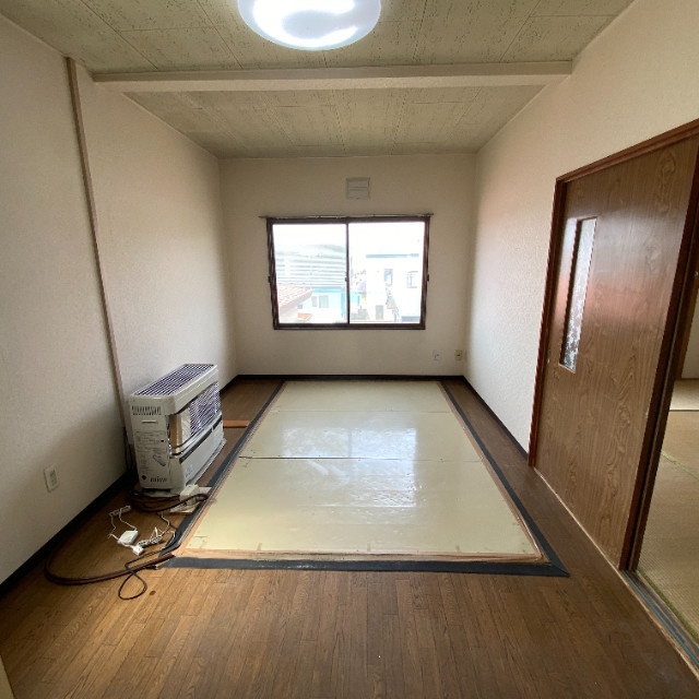 志渡アパートの居間・リビング|使いやすいリビングです