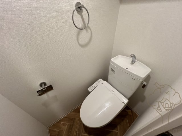 セレニテ新大阪ミラク弐番館のトイレ