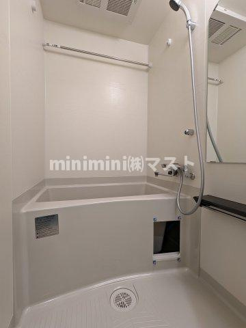 プレサンス福島吉野ミナージの浴室