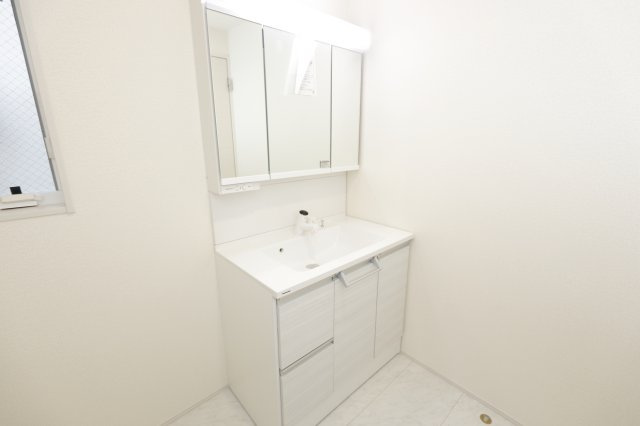 BLOOMING MAISON江戸川区南小岩1丁目の洗面所