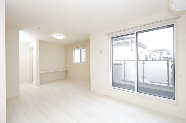 BLOOMING MAISON江戸川区南小岩1丁目の居間・リビング