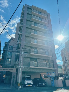 【外観】 | この青空が指し示す、明るい暮らしの予感。