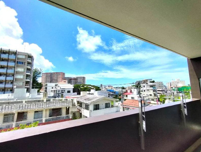 アーバンパレット港川学園通りの展望|バルコニーからの眺め