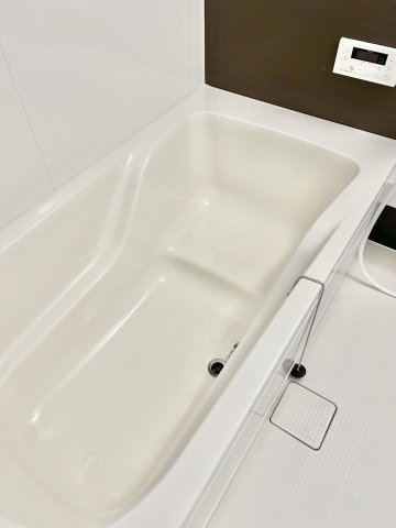 元八事二丁目貸家の浴室
