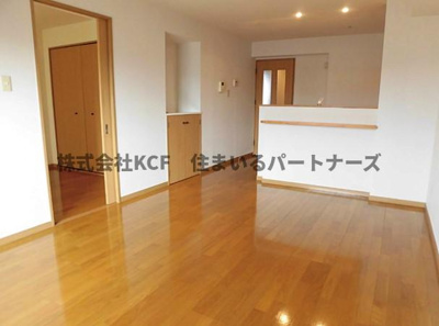 【居間・リビング】 | ソレイユ合川 | 居間です