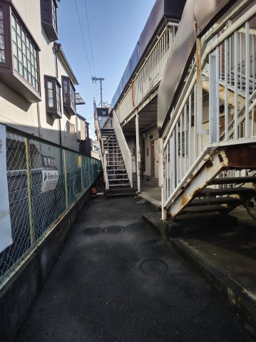 まるき大利のエントランス|毎日通るエントランスはこのようになっています