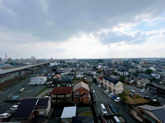 【展望】 | 10階だとこんなに空が開けてます。日差したっぷりでちょー気持ちいいですよ♪