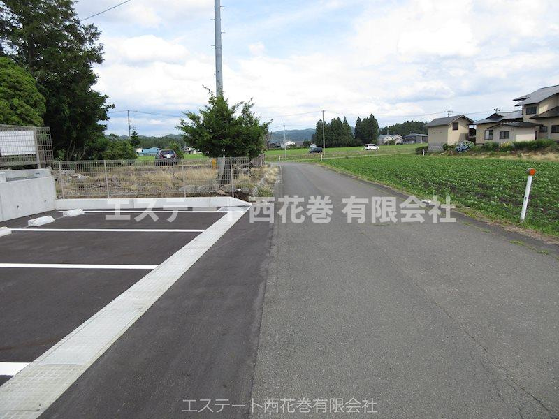 grand parace十二丁目Ⅱ|南側は畑なので日当たりが良いです