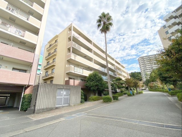 ベンタナヒルズ篠栗2号館の外観|地上6階建てのマンション！4階のお部屋です！