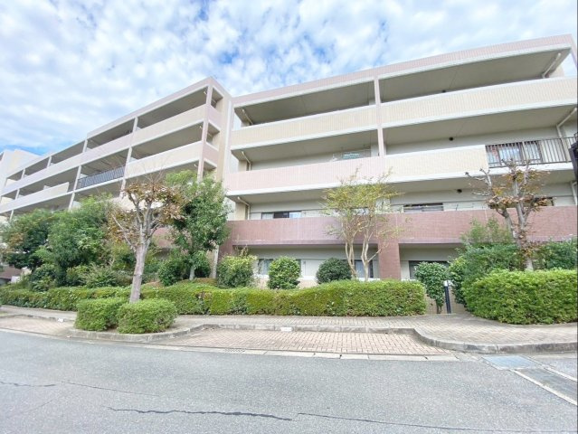 ベンタナヒルズ篠栗2号館の外観|糟屋郡篠栗町の6階建てマンション！ベンタナヒルズ篠栗 2号館！