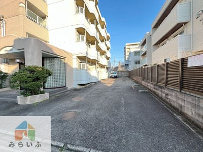 【駐車場】 | ワキタハイツ新館