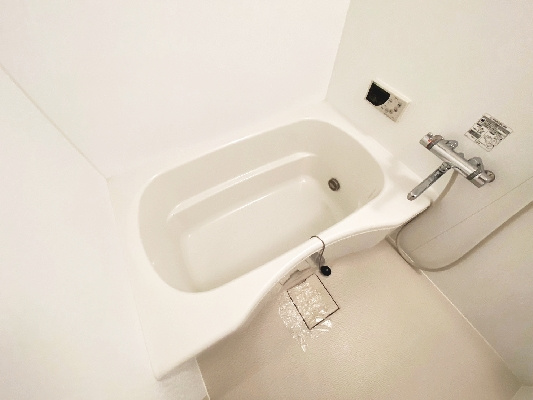 フォレストコート逆瀬川（サカセガワ）の浴室|日々の疲れを癒すお風呂付です