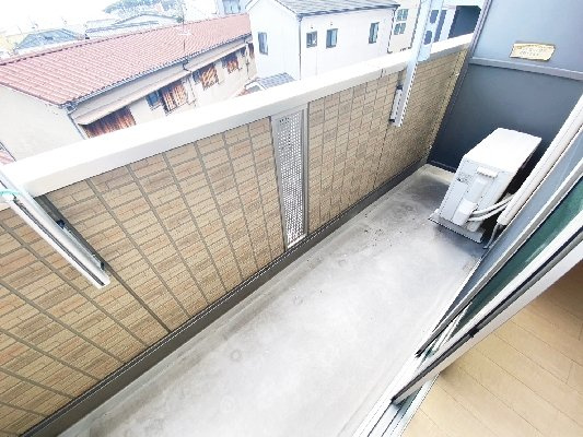 フォレストコート逆瀬川（サカセガワ）のバルコニー|バルコニーがあります