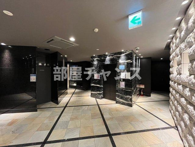 セノアタワー泉のロビー|ゆとりのあるロビーです