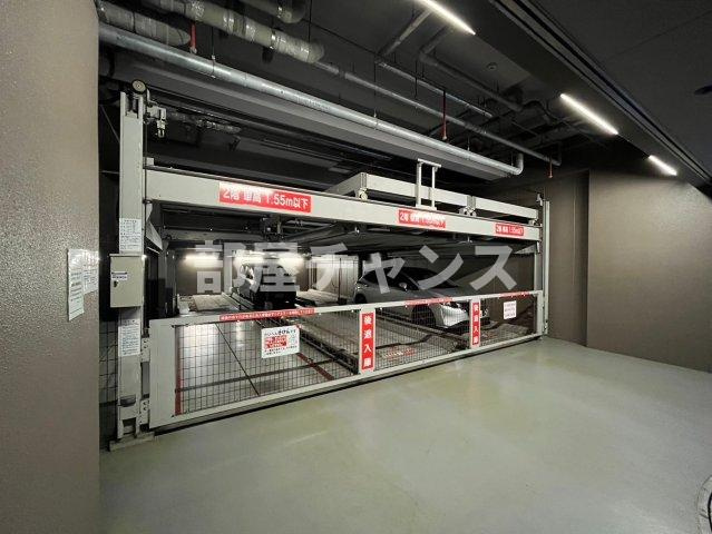 セノアタワー泉の駐車場|駐車スペースもあります