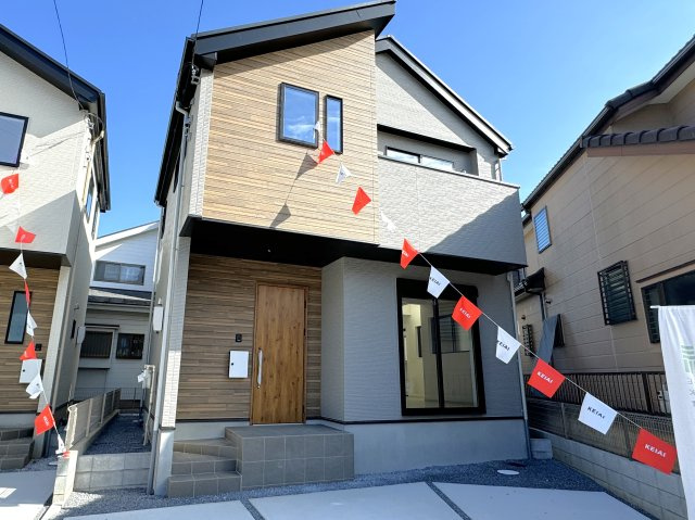 柏市酒井根７丁目新築戸建【酒井根西小学校：10分】の外観|2号棟外観・完成済み内覧可能です！