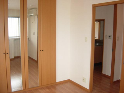 【内装】 | クレスト | 洋室