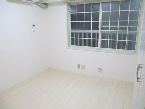 グリーンハイツⅡの洋室