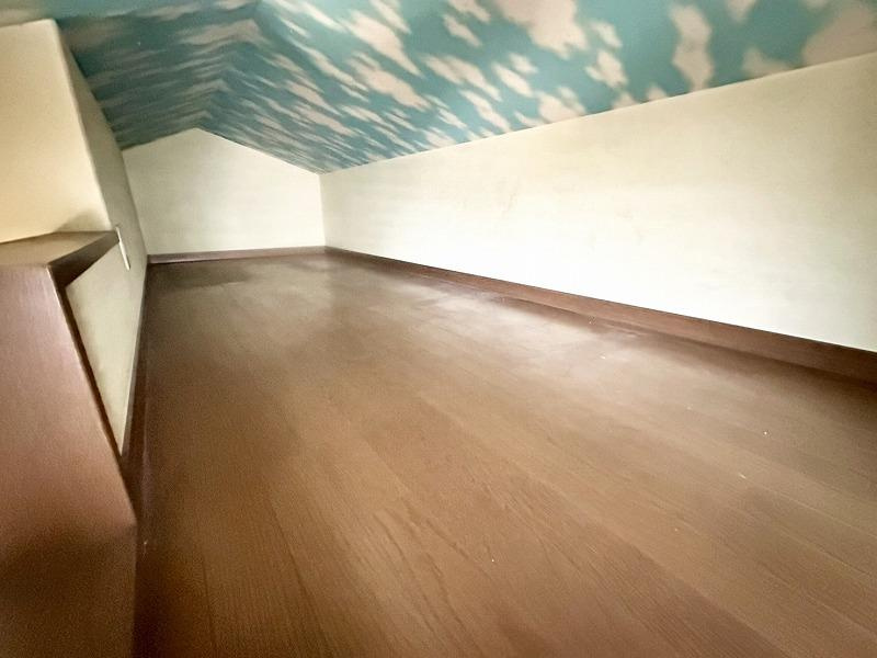 小路町　中古一戸建ての収納|ロフト
■物件内覧・資金計画相談・住宅ローン相談、リフォーム相談、お問合せ受付中■
※当日・翌日のご内覧、ご相談はお電話でのお問合せがスムーズです！