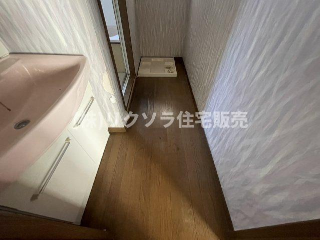 小路町　中古一戸建ての脱衣所|■物件内覧・資金計画相談・住宅ローン相談、リフォーム相談、お問合せ受付中■
※当日・翌日のご内覧、ご相談はお電話でのお問合せがスムーズです！
