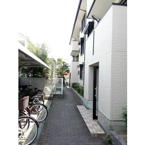 ピーチハイツ上町のロビー|清潔なロビーです