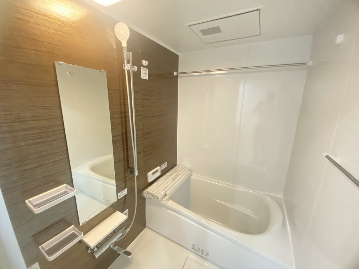 ディアエスタ・ミオ甲子園一番町の浴室|コンパクトで使いやすいお風呂です