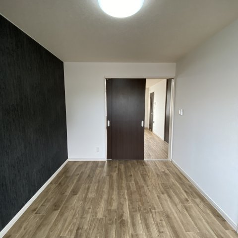 アラモード東室蘭の洋室|コンパクトで使いやすい洋室です