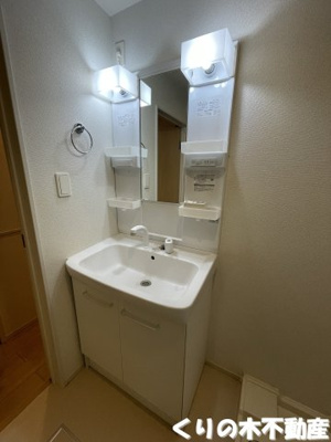 【洗面所】 | ポルト・クレアⅡ | 使いやすい洗面所です