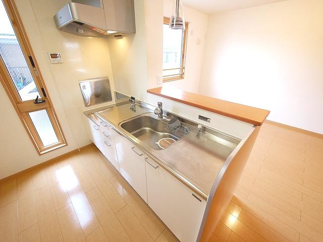 ビスタコートのキッチン|コンパクトなキッチンで掃除もラクラク