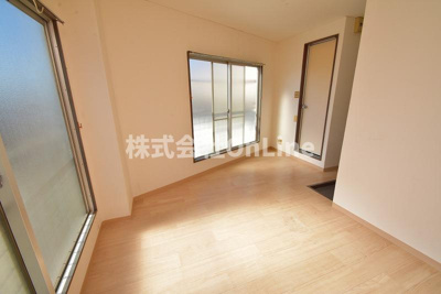 【居間・リビング】 | ハナテンイイヅカハイツ