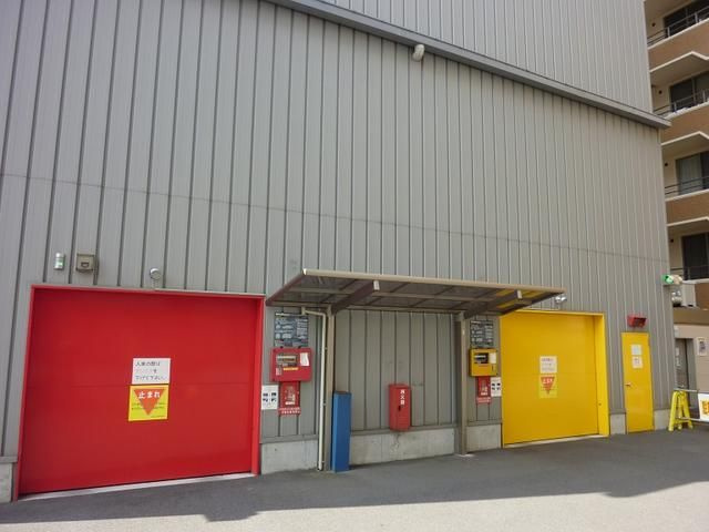 オパールマンション　１Ｆテナントの駐車場