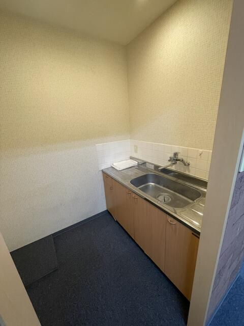 オパールマンション　１Ｆテナントのキッチン