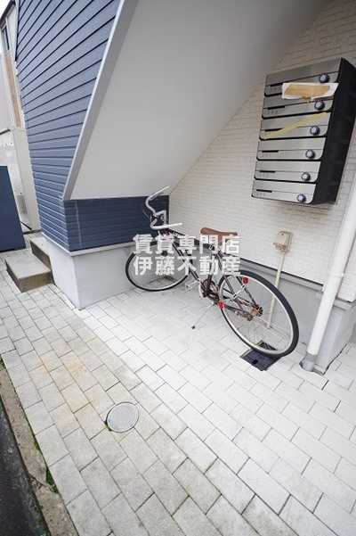 Ampio reale庄内通のロビー