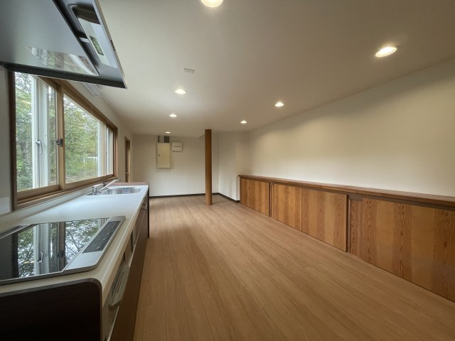 原村リノベーション住宅の居間・リビング|室内全体をリフォームしました。