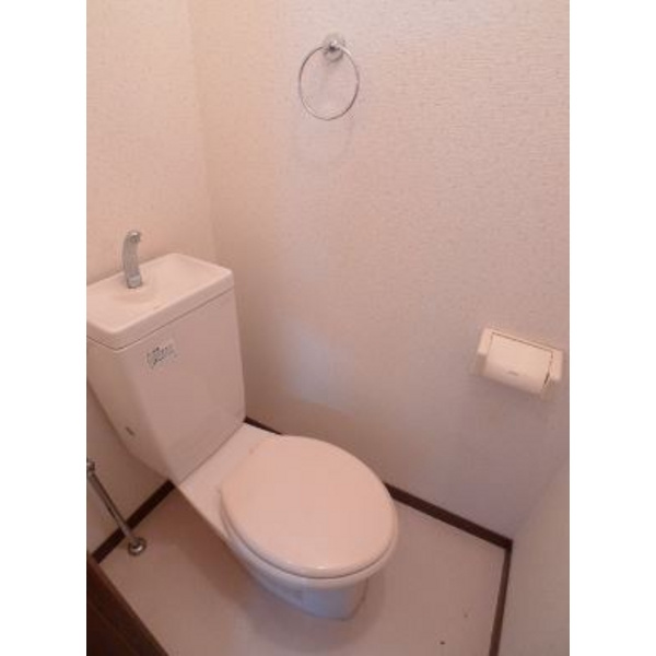 エリール中山のトイレ