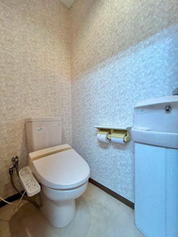 【トイレ】 | Ｆ様日方テナント