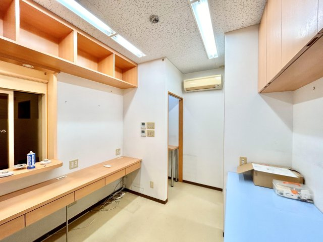 【内装】 | Ｆ様日方テナント