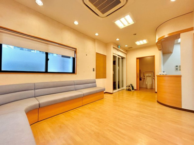 【ロビー】 | Ｆ様日方テナント