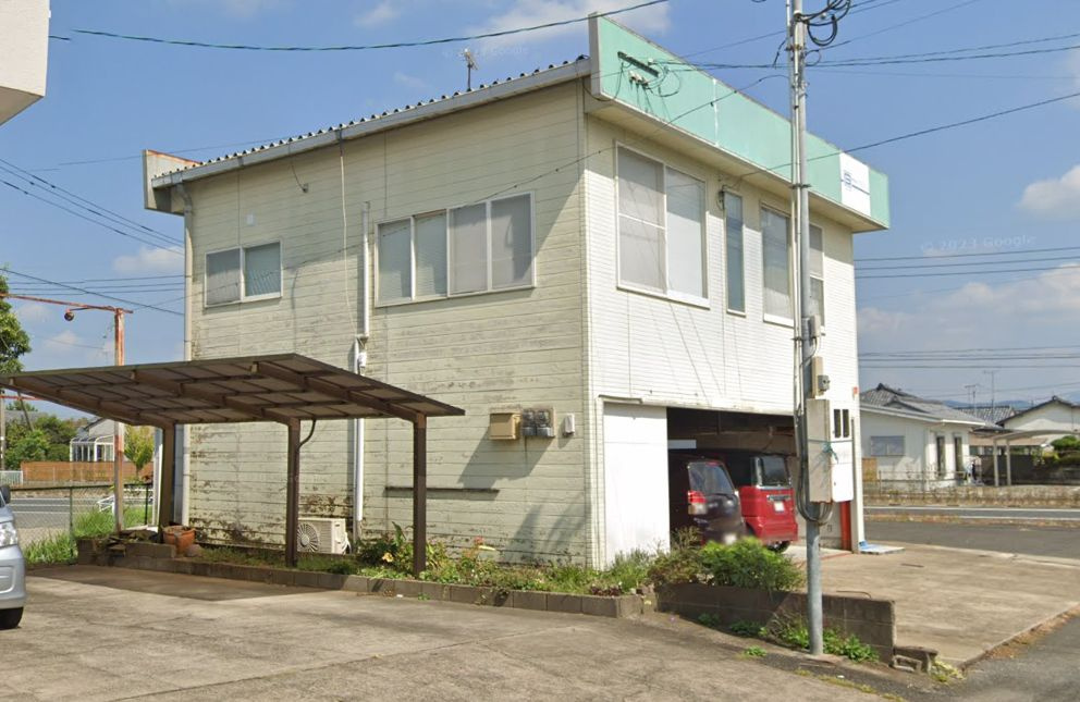 都城市早水町の事務所の外観