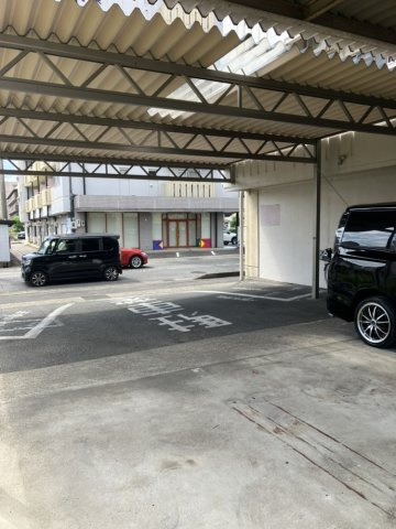 【駐車場】 | リヒテン山崎