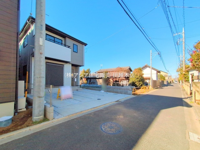 月々9万円台～　新築戸建　川越市南大塚8期の前面道路含む現地写真|東側 約4.0ｍ公道