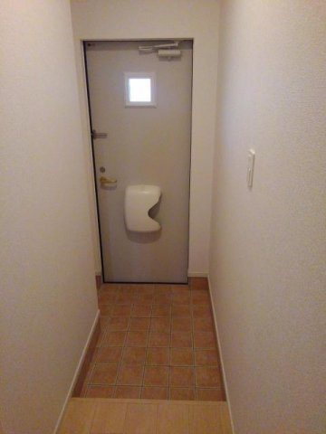 フランフランサクラＢ棟の玄関|シューズボックス付きの玄関です★